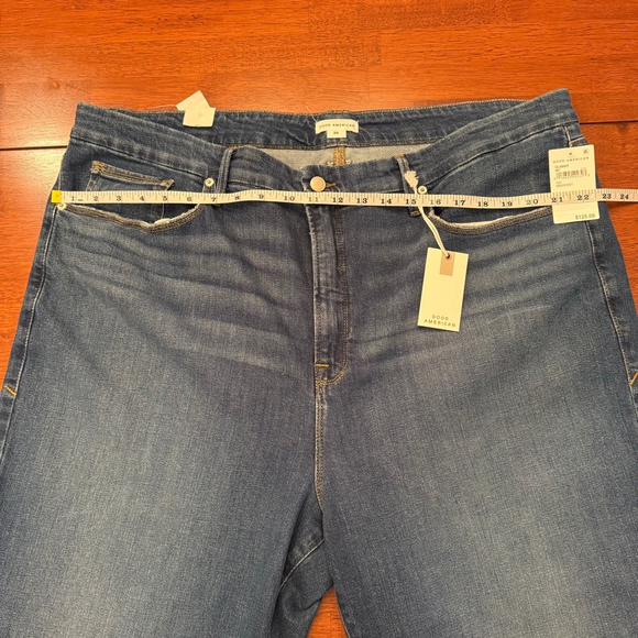 NWT Good American Good Legs Straight Jeans Medium Wash Plus Size 24 - Picture 8 of 12